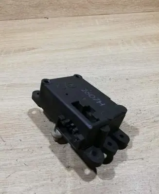 Toyota Avensis T250 Air flap motor/actuator 2607H