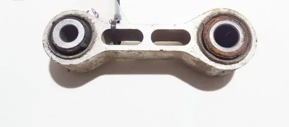 Nissan Almera N16 Engine mount bracket