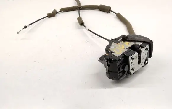 Mercedes-Benz X-class W470 Front door lock 