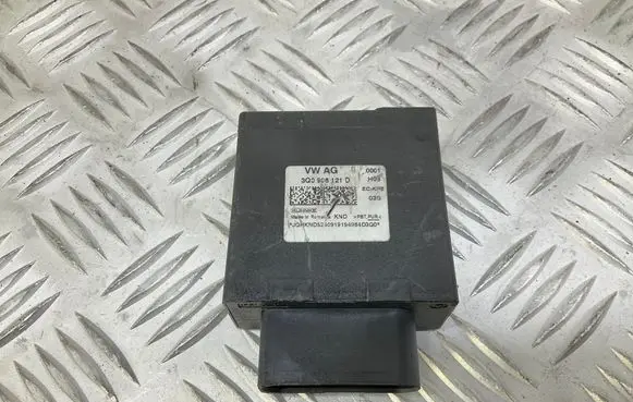 Audi A3 S3 8V Fuel injection pump control unit/module 3Q0906121D