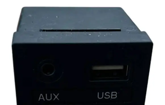 USB socket connector