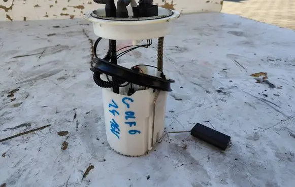 Volkswagen Golf VI In-tank fuel pump