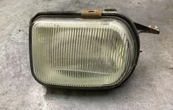 Mercedes-Benz C W203 Front fog light 2158200656 1NA00797602