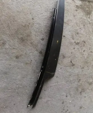 BMW 7 F01 F02 F03 F04 Front door glass trim molding 7185225 1645HG 17092013