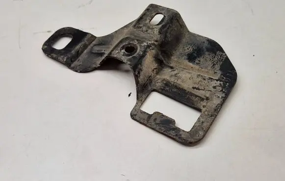 BMW 5 F10 F11 AdBlue Liquid tank holder 7361011
