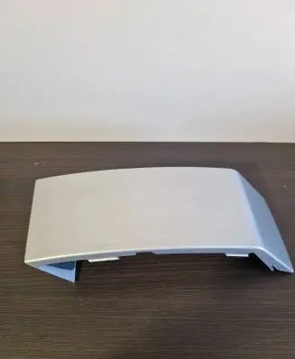 Volvo XC90 Rear/tail light trim molding 8620820