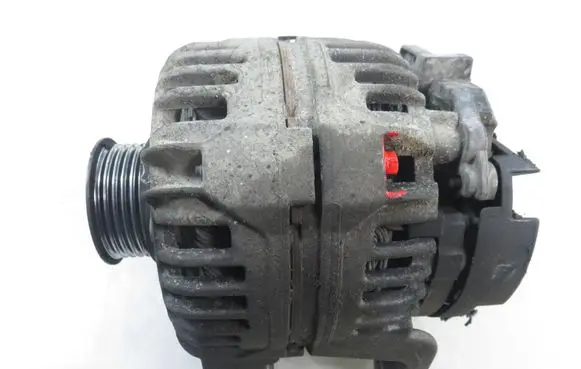 Opel Corsa C Generator/alternator 0124415023