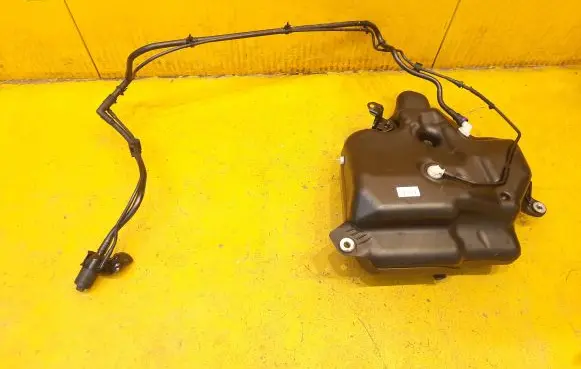 Audi A7 S7 4G AdBlue liquid reservoir 4G0131877H