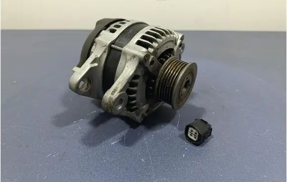 Toyota Auris 150 Generator/alternator