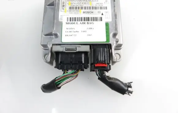 Mazda 3 I Airbag control unit/module 0285001554 BP4K57K30C