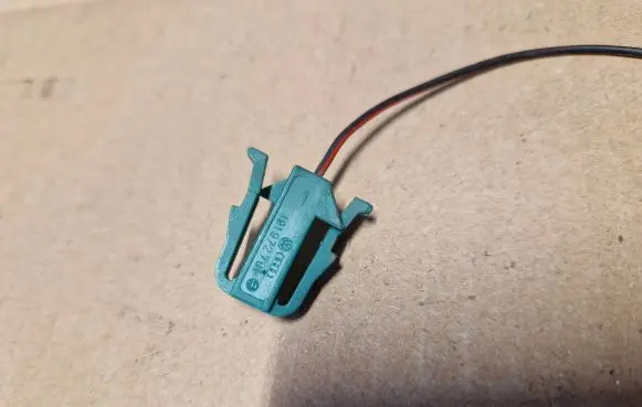 Volkswagen Golf III Other relay 191972701F