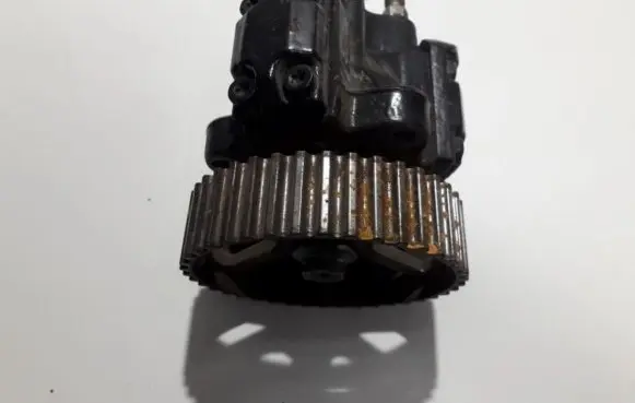 Renault Megane I Fuel injection high pressure pump 7700111010 0445010018