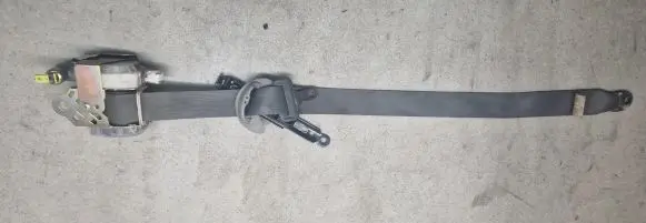 Toyota Prius (XW20) Front seatbelt 7L8230P