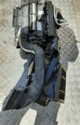 Audi Q7 4M Interior heater climate box assembly 8W1820001F 4M1820021B 4M1819656B