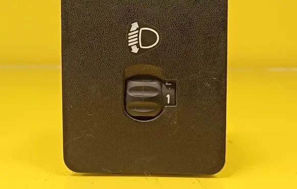 Renault 19 Headlight level height control switch 7700817598