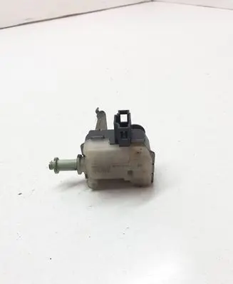 Fuel tank cap lock motor