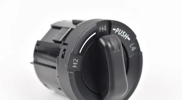 Toyota Hilux (AN120, AN130) Light switch M57269