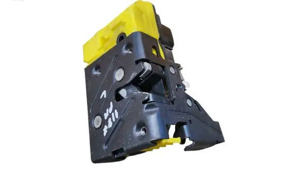 Volvo S80 Front door lock 8650545