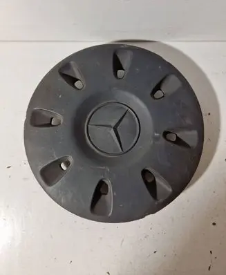 Mercedes-Benz Vito Viano W639 Original wheel cap A6394010825