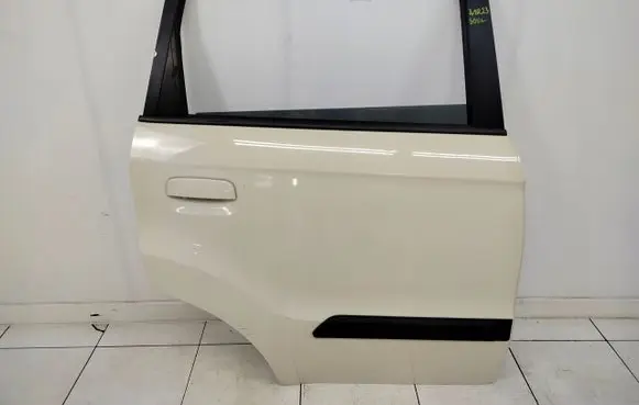 KIA Soul Rear door 