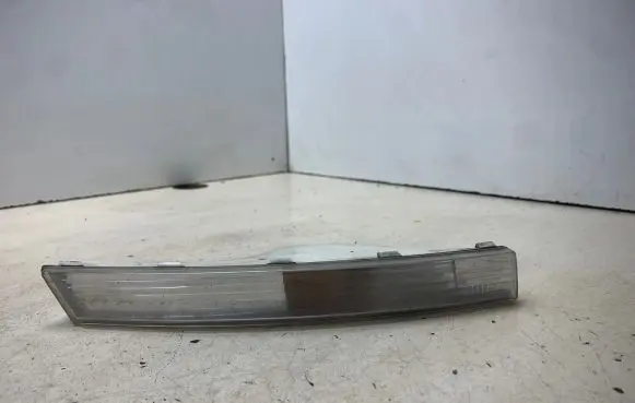 Volkswagen PASSAT B6 Front indicator light 3C0953042L