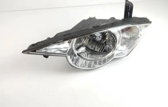 SsangYong Actyon Headlight/headlamp
