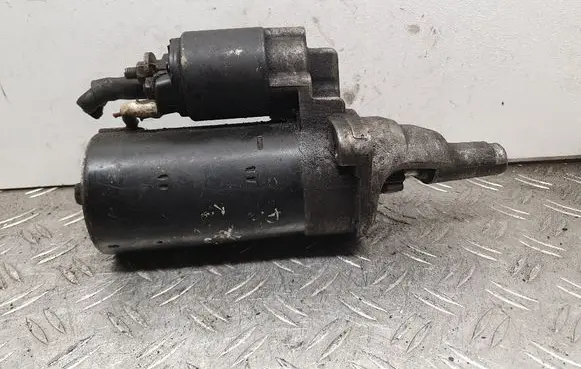 Audi A6 S6 C5 4B Starter motor 059911023H 0001109021