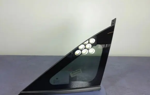 Hyundai Tucson IV NX4 Rear side window