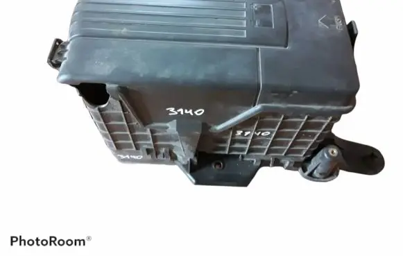 Volkswagen Touran II Battery box tray cover/lid 3C0915443A
