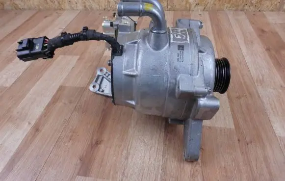 KIA Ceed Generator/alternator 3739003900