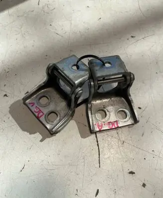 Dacia Spring Front door upper hinge 804205044R E0071