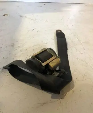 Citroen C4 I Front seatbelt B507743