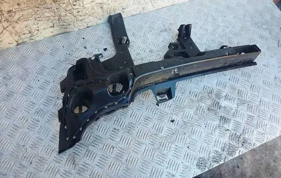 Mini One - Cooper F56 F55 Rear bumper mounting bracket 7411146