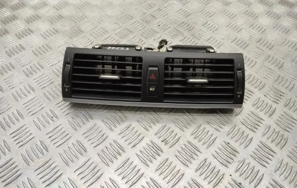 BMW X6 E71 Dash center air vent grill 921070503 9210705 922010103