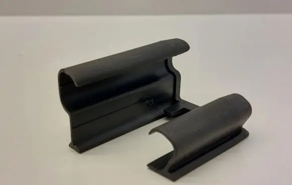 Volkswagen PASSAT B8 Front driver seat rail trim 5G0881347F