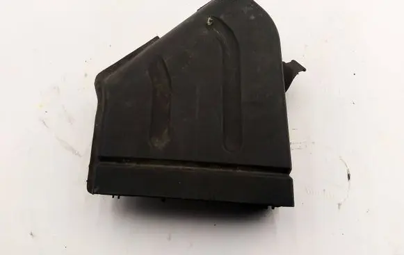 Audi A4 S4 B5 8D Air intake duct part 8E0129617D