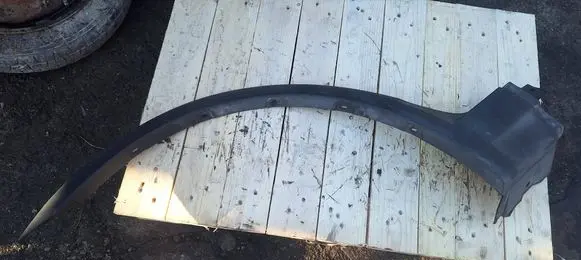 BMW X3 E83 Front arch trim 51773405817 3405817