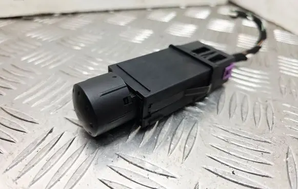 Windscreen/window heater switch
