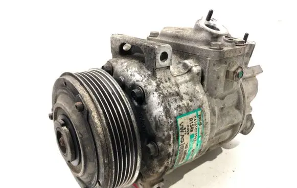 Volkswagen Golf Plus Air conditioning (A/C) compressor (pump) 1K0820803Q