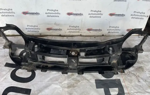 Opel Vivaro Radiator support slam panel