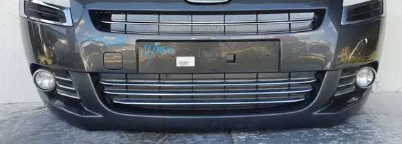 Peugeot 5008 Front bumper 9687444577