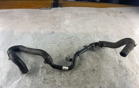 Audi A8 S8 D3 4E Engine coolant pipe/hose 4E0121485F 4E0121445T 4E0121088P