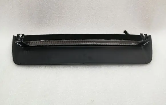 Porsche Taycan 9J1 Third/center stoplight 9J1945211D