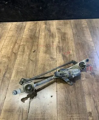 Front wiper linkage and motor
