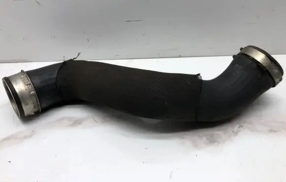 Audi A4 S4 B7 8E 8H Intercooler hose/pipe 8E0145737F PY0112511