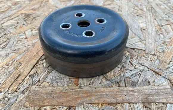 Ford Focus Water pump pulley 98MF8509AB