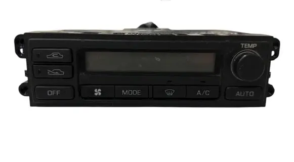 Nissan Navara D22 Climate control unit 27500VJ300 3C65134700