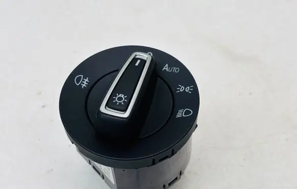 Volkswagen Golf VII Light switch 5G0941431BE