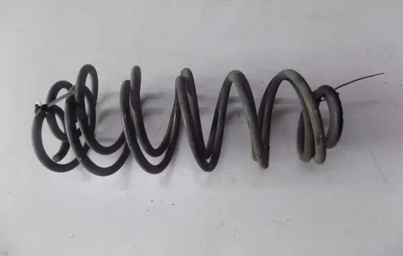 Peugeot 208 Rear coil spring 72fgry6dsf