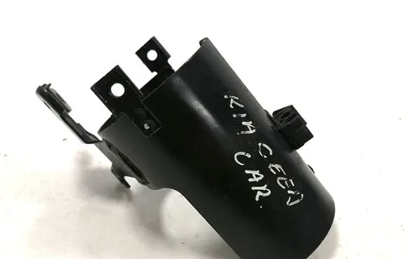 KIA Ceed Fuel filter bracket/mount holder 